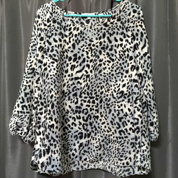 LARGE MOA MOA grey black cream leopard cheetah print blouse - Picture 1 of 4